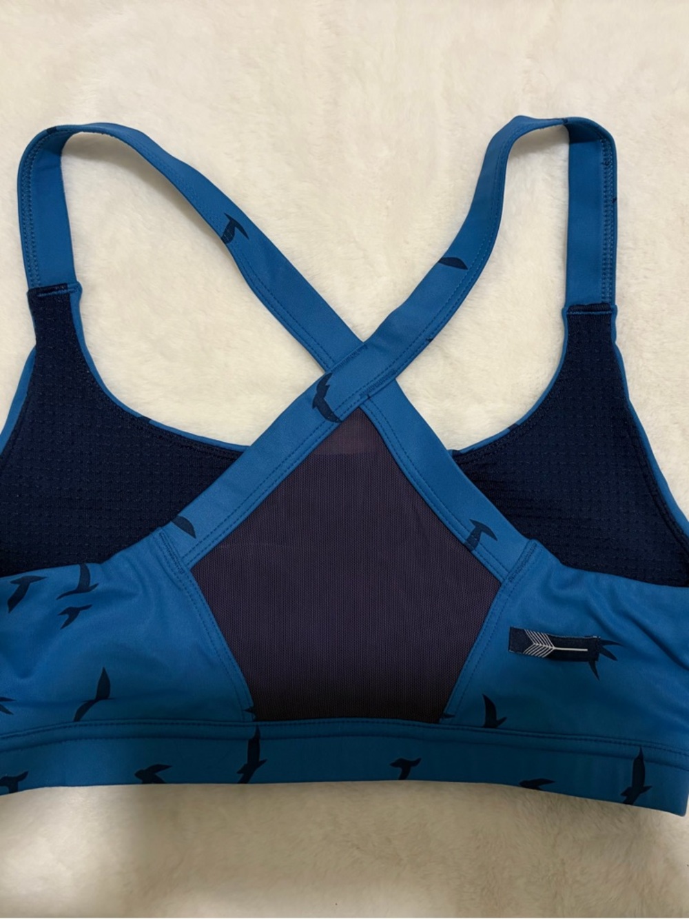 Oiselle Hi Twenty bra - medium blue bird print - Picture 2 of 3